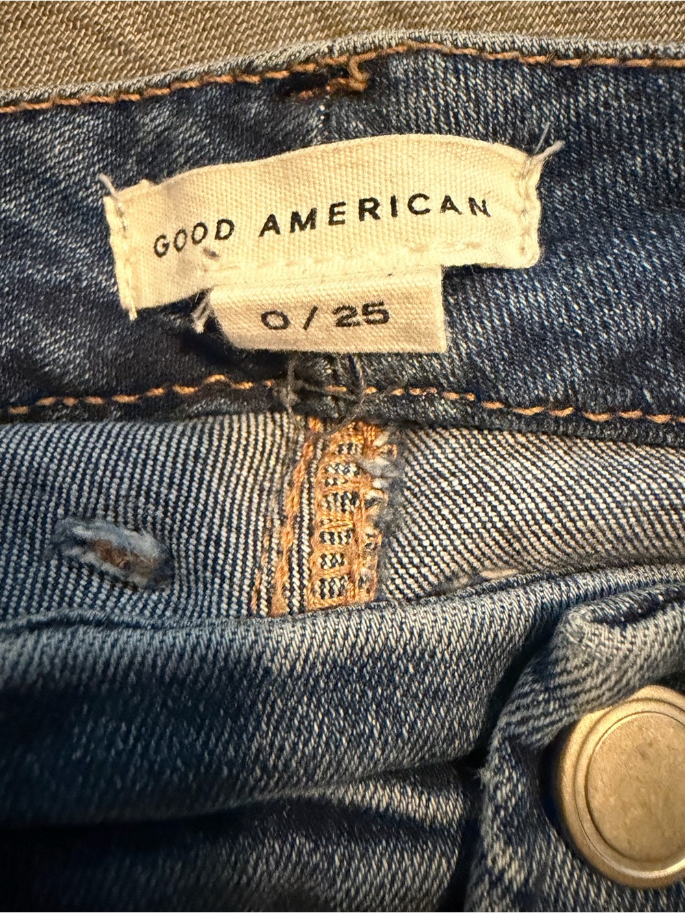 Good American - Picture 3 of 4
